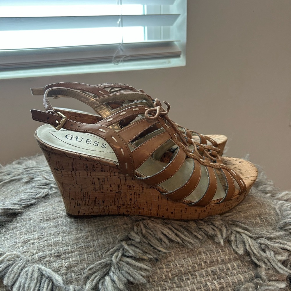 Guess Heels - image 4